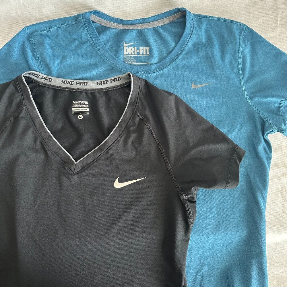 Nike Women's Tees - M